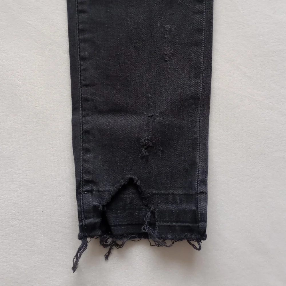 SER.O.YA▪️Maya High Rise Black Raw Hem Skinny Jean